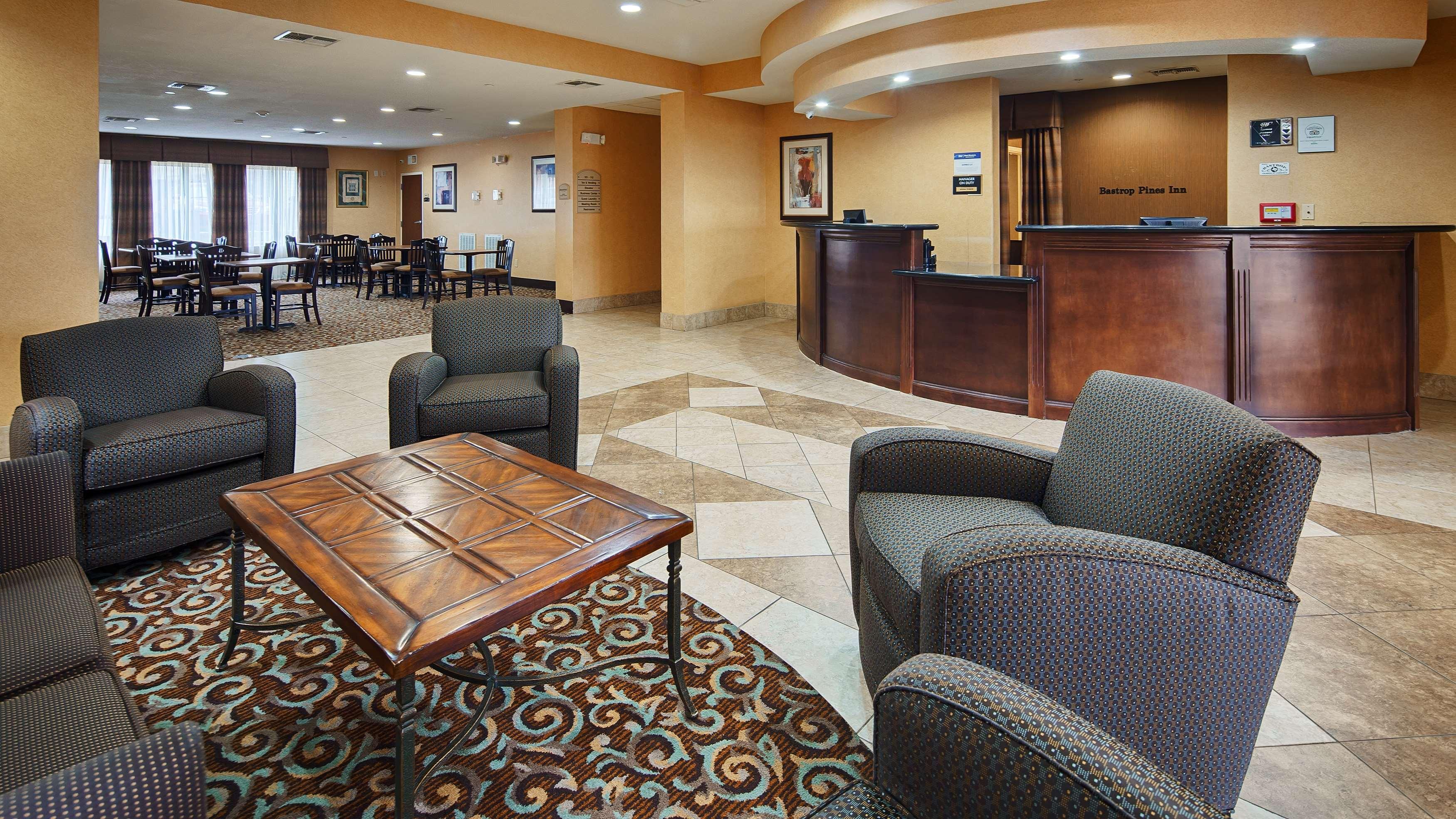 Best Western Bastrop Pines Inn Exterior photo