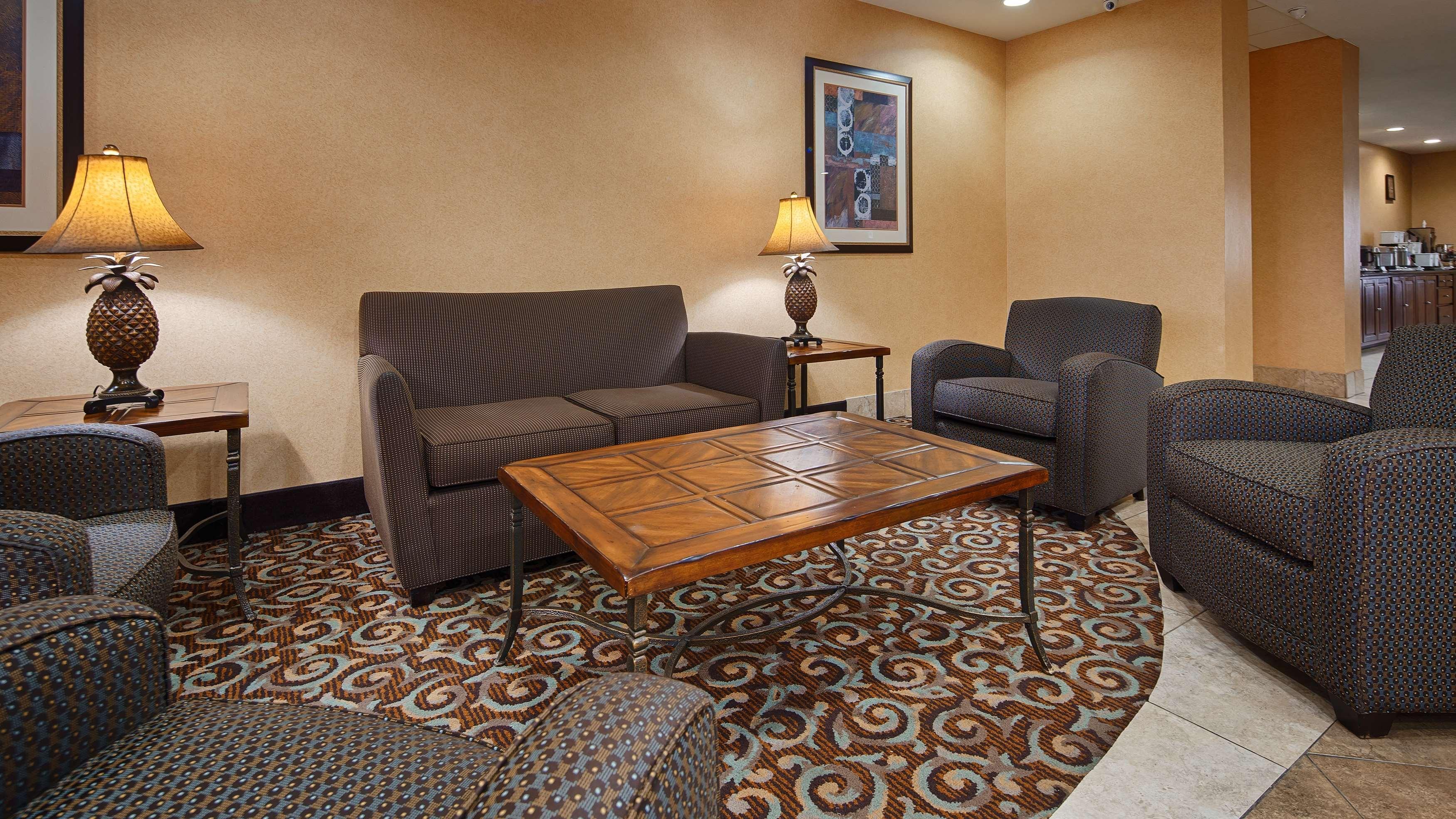 Best Western Bastrop Pines Inn Exterior photo