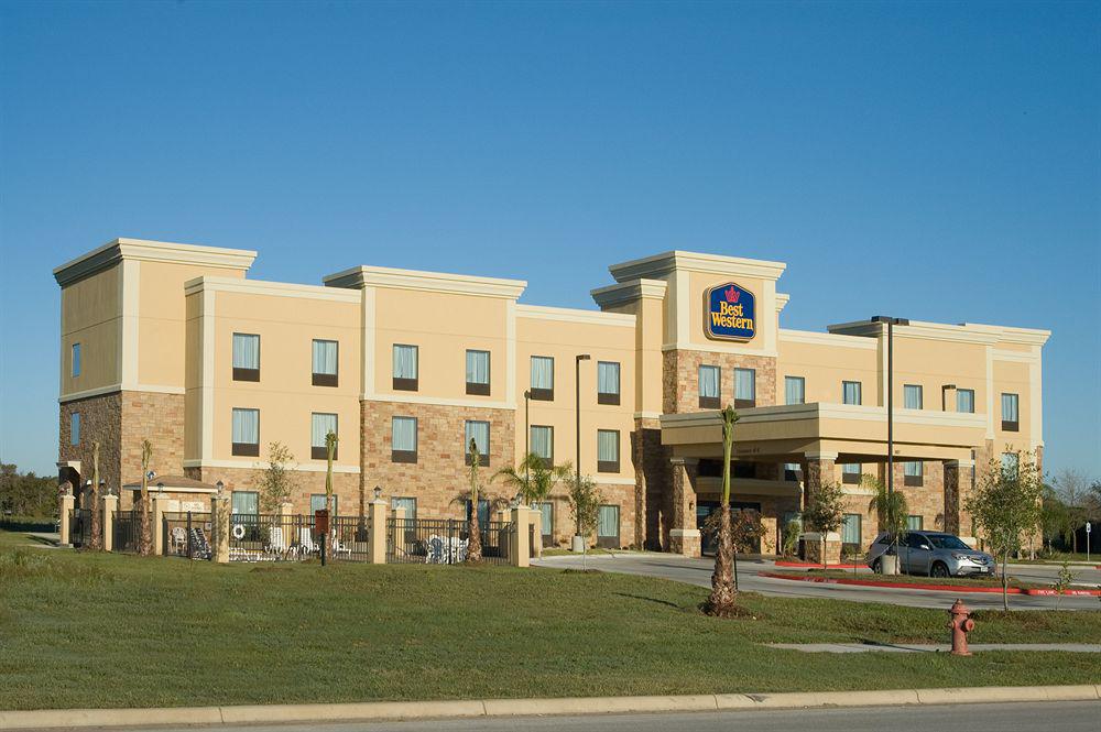 Best Western Bastrop Pines Inn Exterior photo
